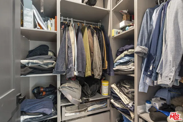 $4,500,000 | 3932 Glencoe Avenue, Venice, CA 90291