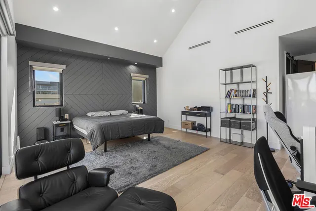 $4,500,000 | 3932 Glencoe Avenue, Venice, CA 90291