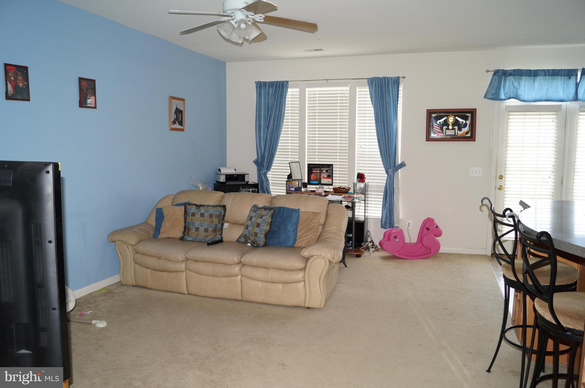 41802 Inspiration Terrace, Unit 8F Aldie, VA 20105 - Photo 15 of 30 Family Room