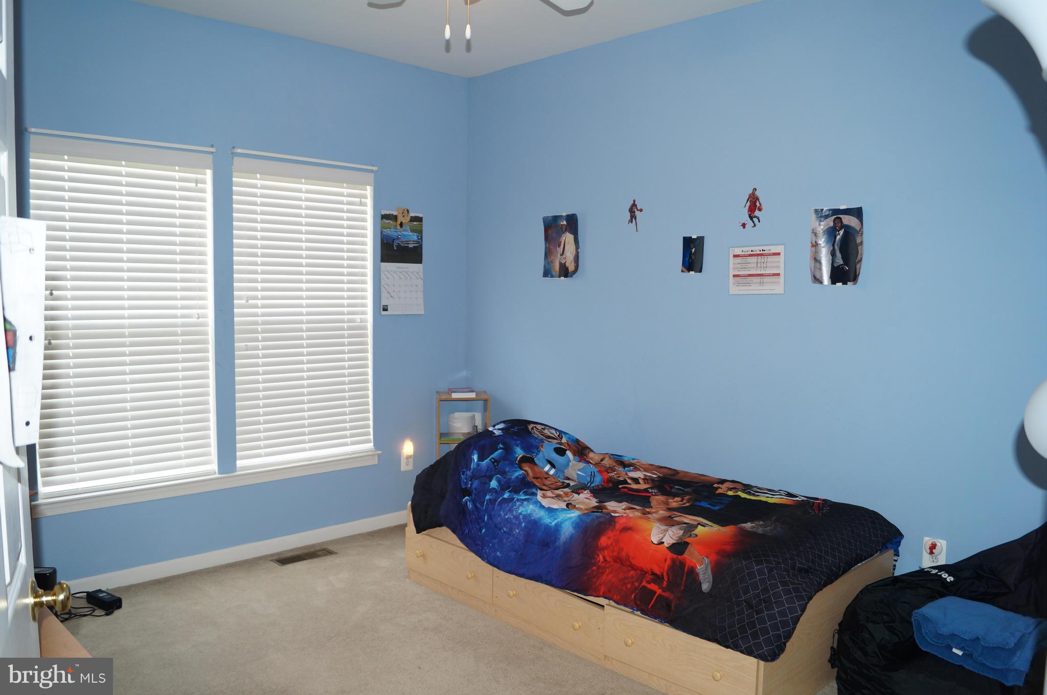 41802 Inspiration Terrace, Unit 8F Aldie, VA 20105 - Photo 23 of 30 Bedroom #2