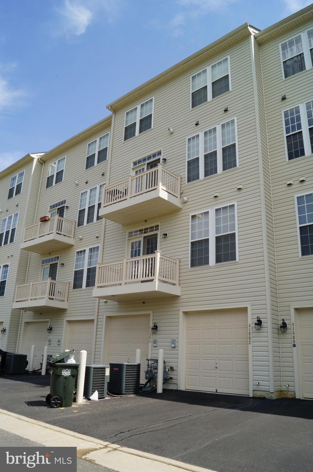41802 Inspiration Terrace, Unit 8F Aldie, VA 20105 - Photo 28 of 30 Rear View