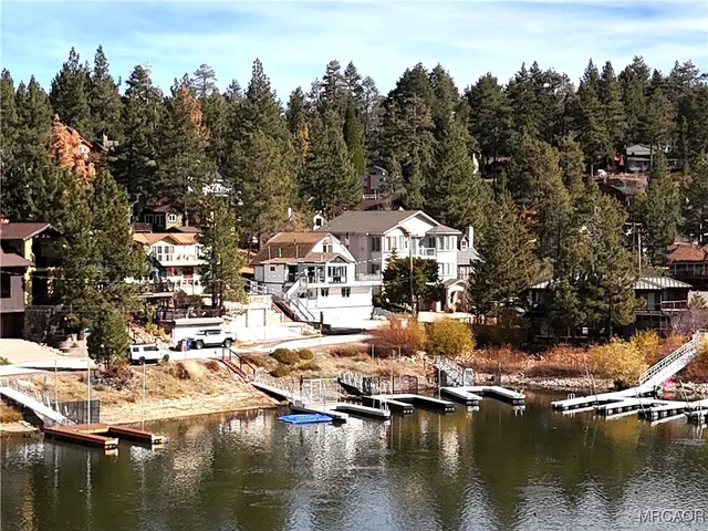$985,000 | 39036 Willow Landing Road, Big Bear Lake, CA 92315