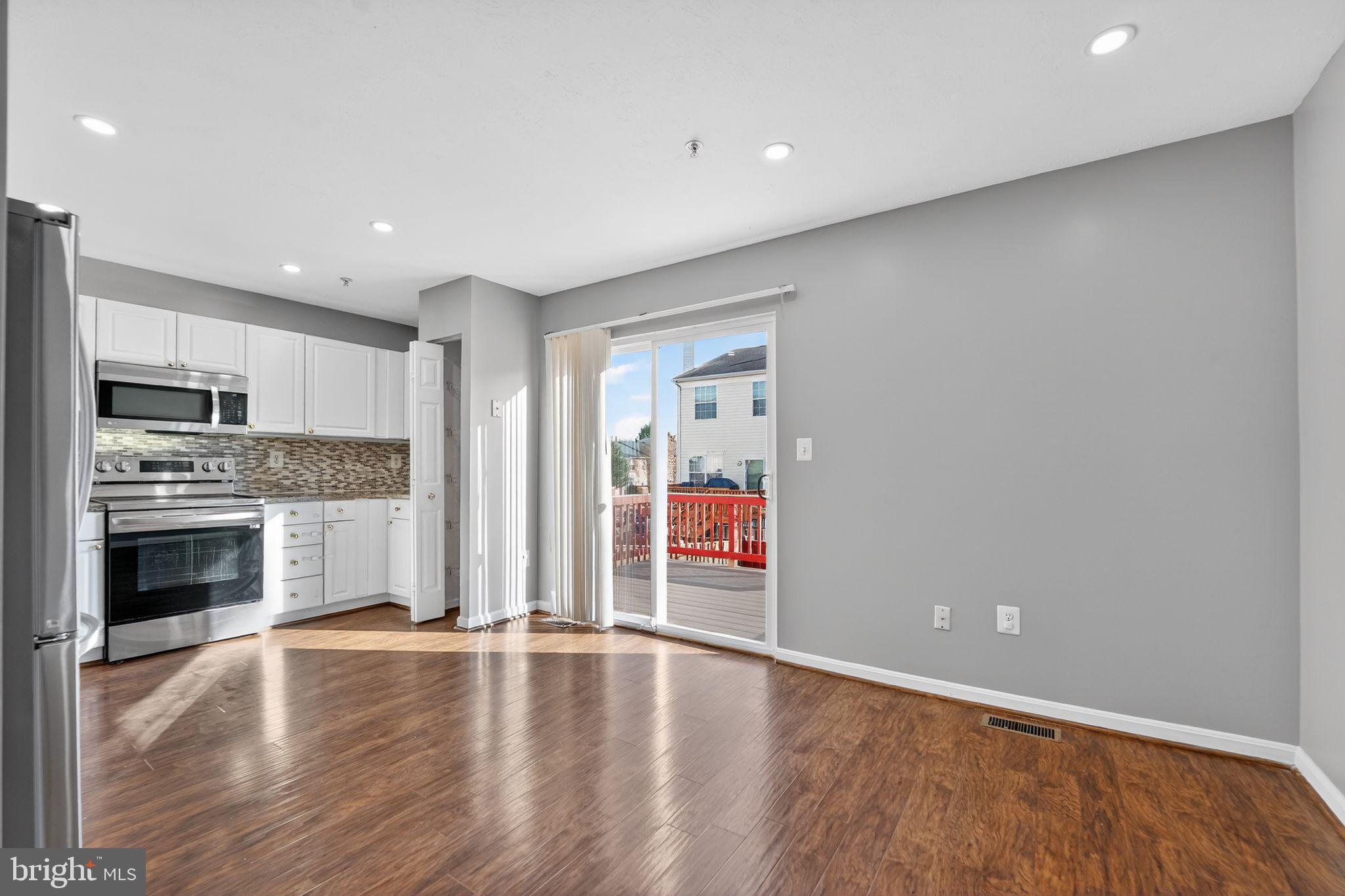 7127 Natures Road Columbia, MD 21046 - Photo 7 of 31