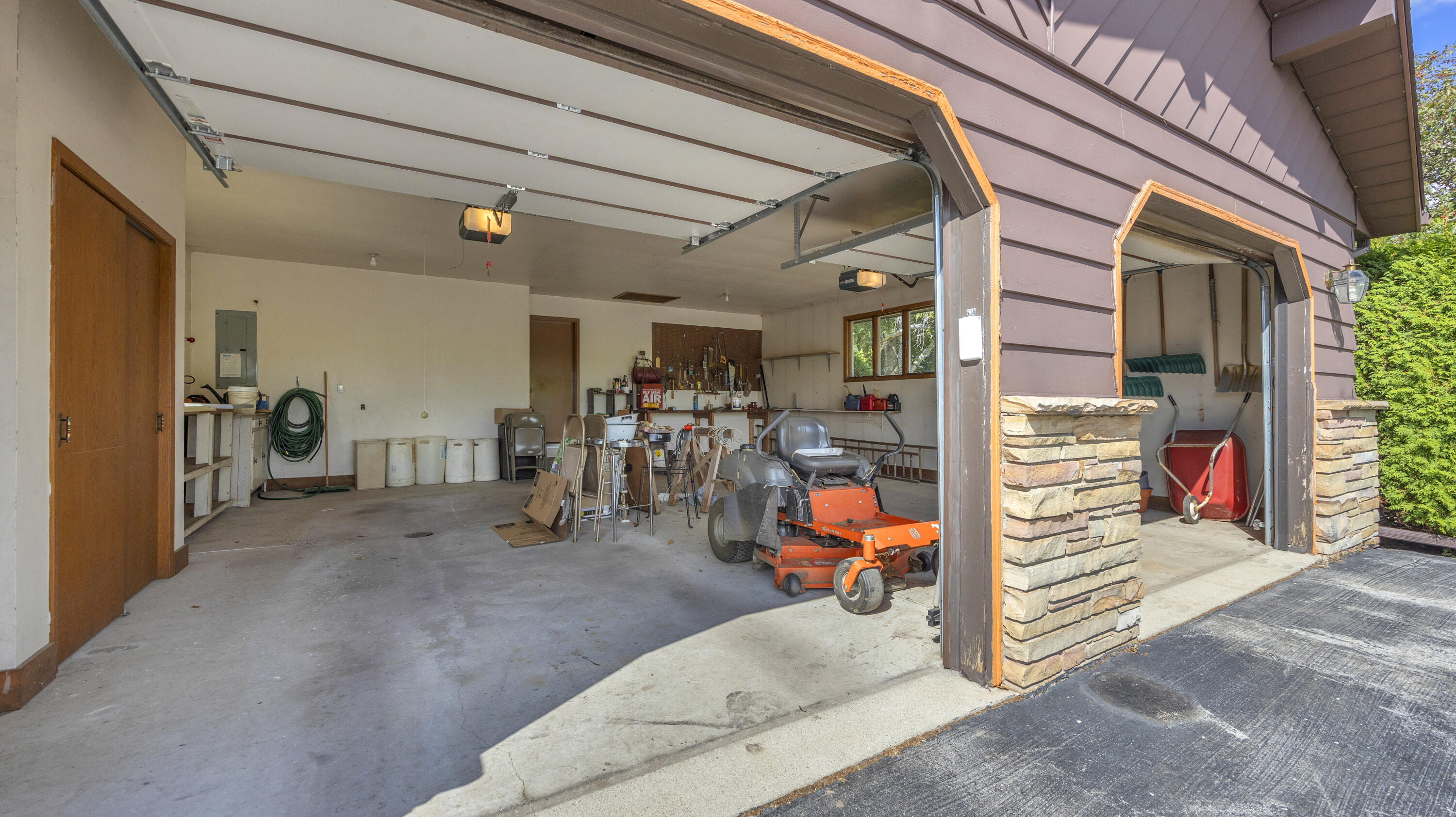15522 Mineral Springs Road Meeme, WI 53015 - Photo 25 of 36 Garage