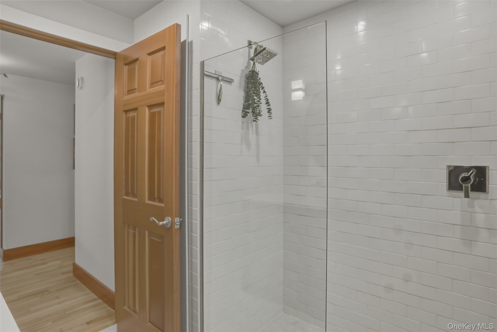 97 Walling Road Warwick, NY 10990 - Photo 16 of 43 Hall Bathroom Shower
