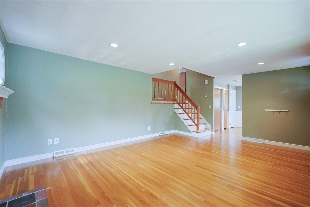24 Fraser Road Stoughton, MA 02072 - Photo 13 of 35 Gallery Image 13