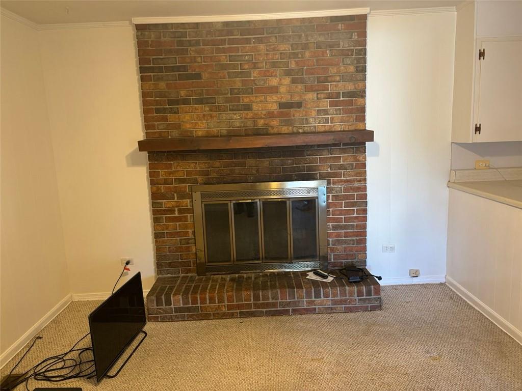 814 Shannon Circle Northeast Rome, GA 30161 - Photo 24 of 47 a view of fireplace with door