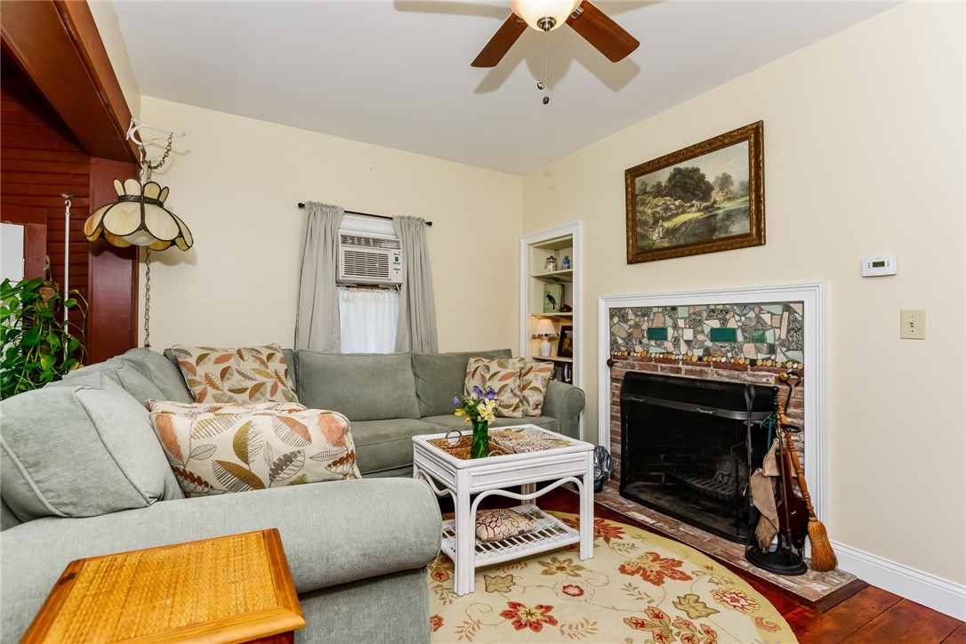 119 Pottersville Road Little Compton, RI 02837 - Photo 14 of 40