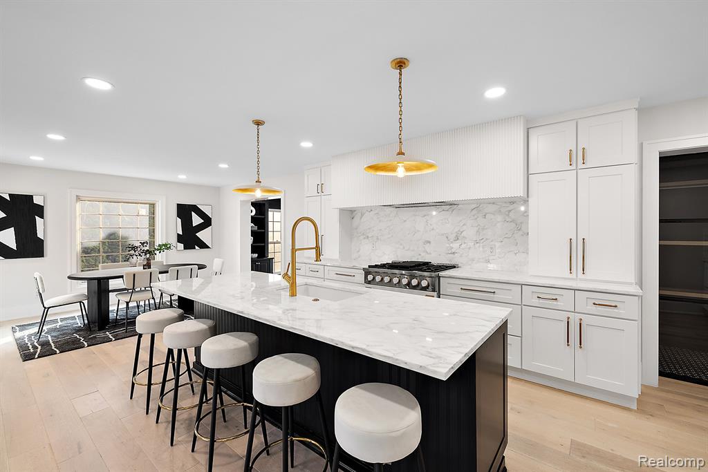 473 North Cranbrook Road Bloomfield Hills, MI 48301 - Photo 8 of 42