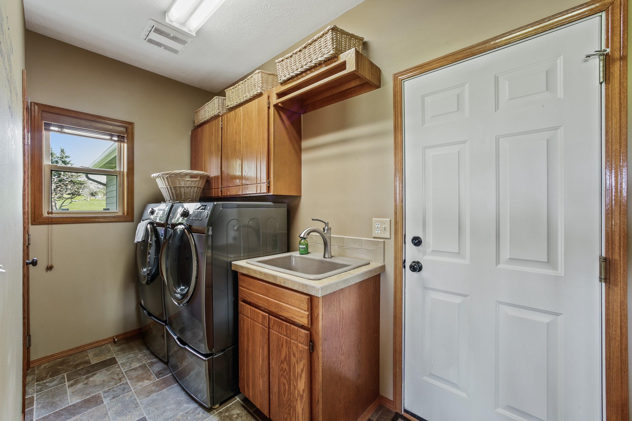 11808 South Baltimore Road Spokane, WA 99223 - Photo 15 of 38 Gallery Image 15