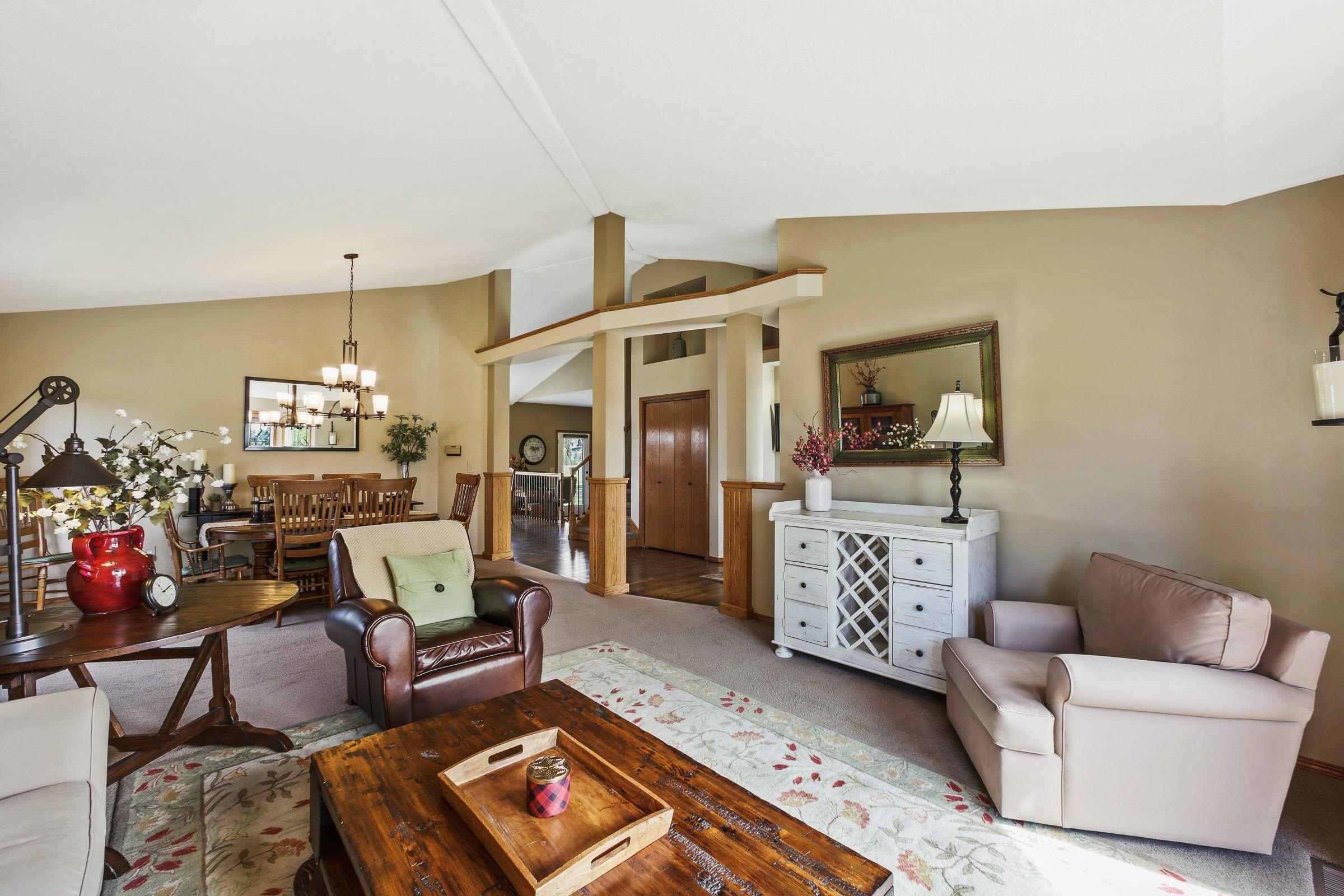 11808 South Baltimore Road Spokane, WA 99223 - Photo 5 of 38 Gallery Image 5