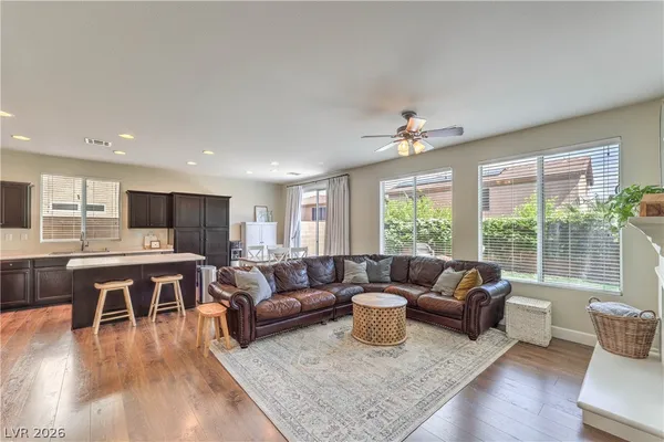 $485,000 | 664 Sunrise Lake Place, Henderson, NV 89002