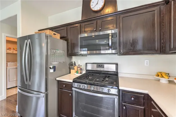 $485,000 | 664 Sunrise Lake Place, Henderson, NV 89002