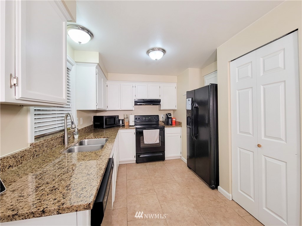 525 Walnut Street Sultan, WA 98294 - Photo 3 of 18 Gallery Image 3