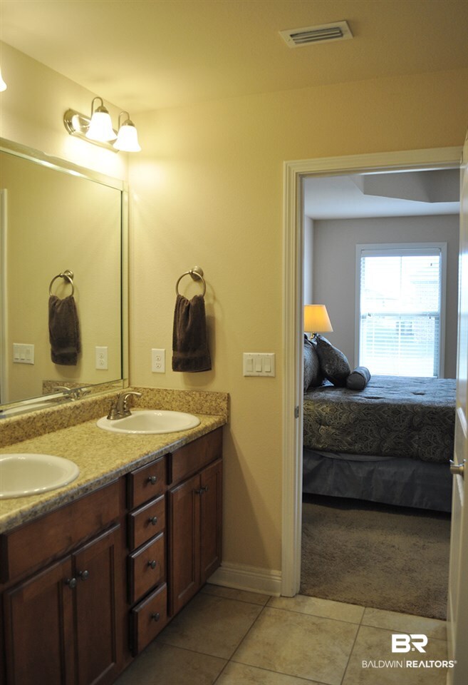 1740 Toulouse Lane Foley, AL 36535 - Photo 14 of 24 Master Bath