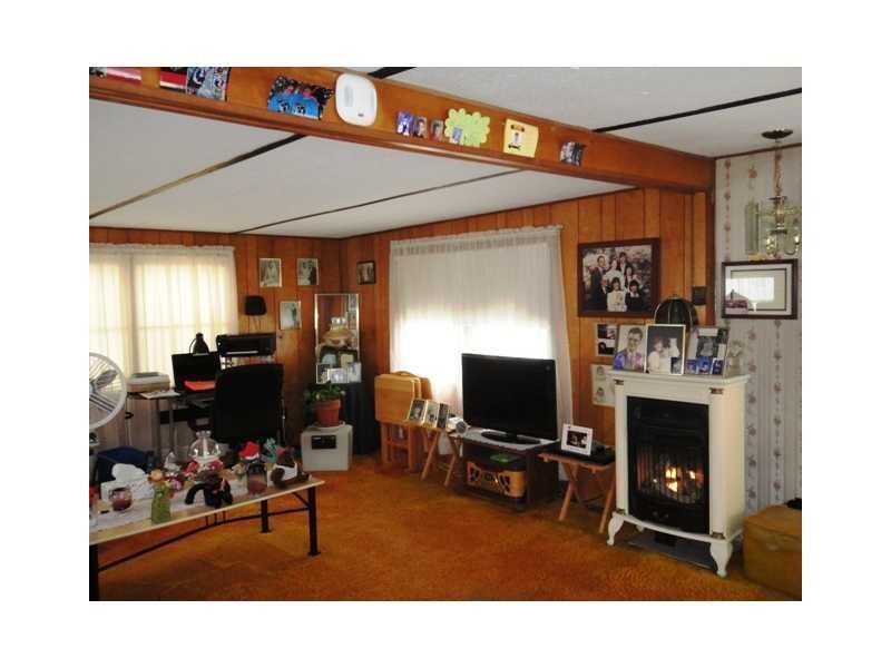 99 Store Road Bowdoin, ME 04287 - Photo 4 of 9 Living Room.