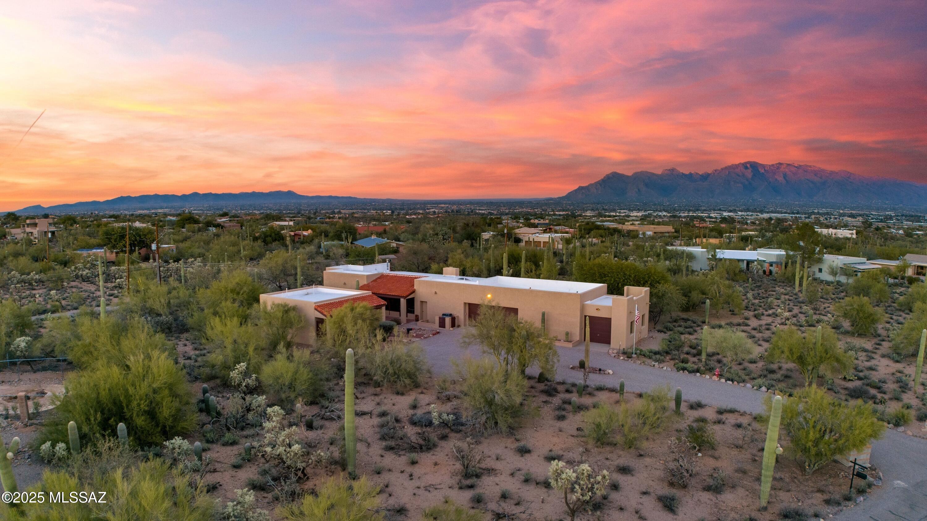 2614 North Grannen Road Tucson, AZ 85745 - Photo 3 of 49