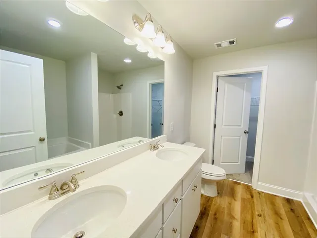 $1,990 | 1099 North Village Drive, Decatur, GA 30032