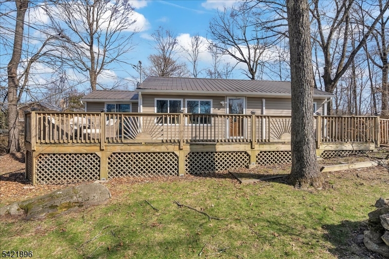 128 Birch Road Vernon, NJ 07422 - Photo 1 of 41