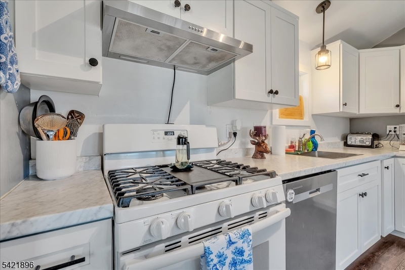 128 Birch Road Vernon, NJ 07422 - Photo 12 of 41