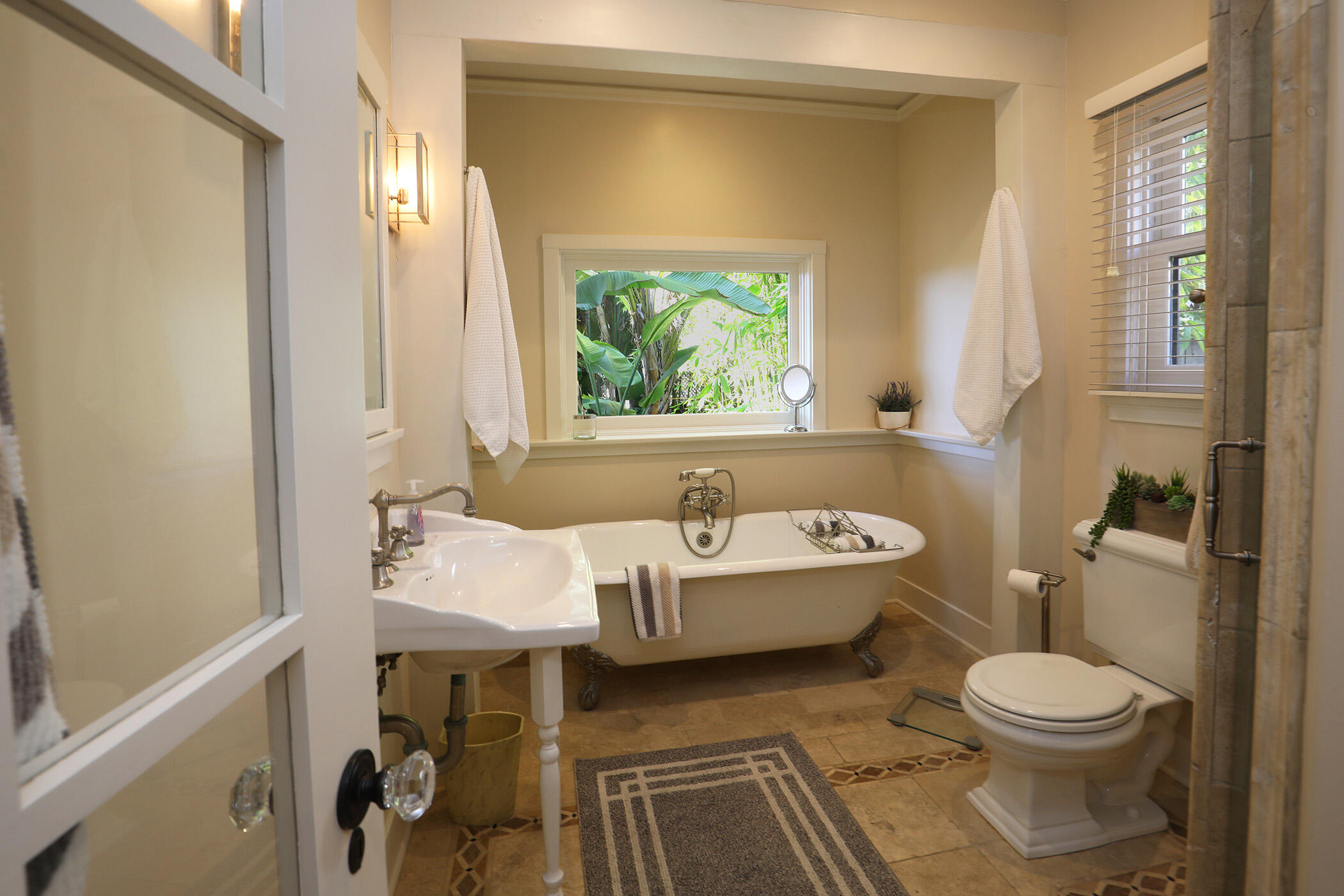 1423 Alta Vista Road Santa Barbara, CA 93103 - Photo 33 of 36 33