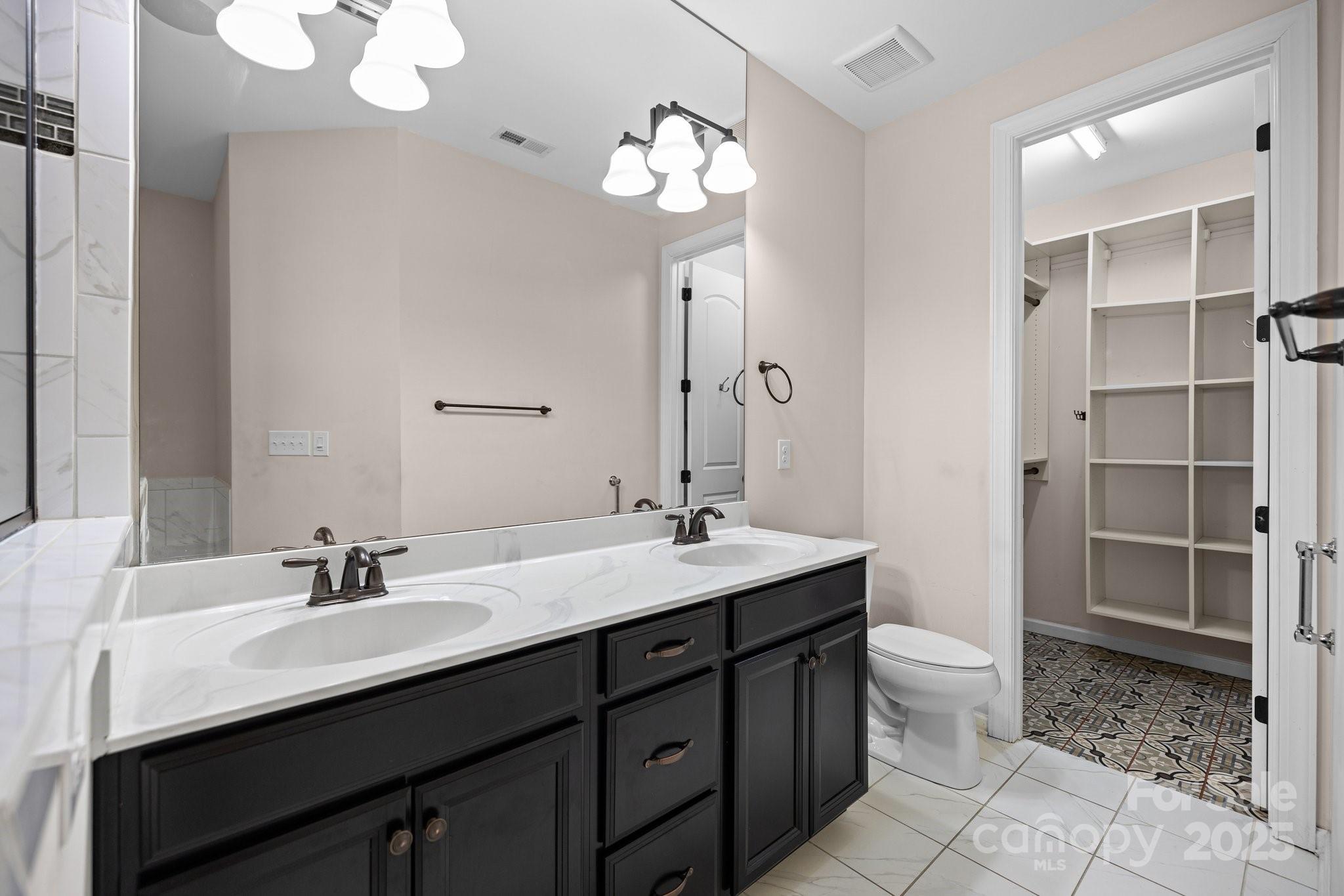 1114 Roderick Drive Fort Mill, SC 29708 - Photo 11 of 23