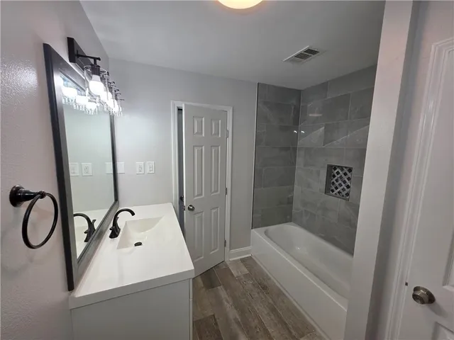 $2,200 | 59478 South Tranquility Road, Lacombe, LA 70445