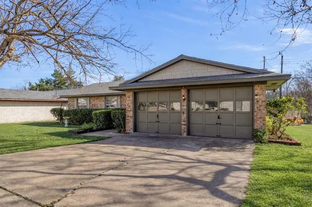 $225,000 | 1019 South Valentine Drive, Sherman, TX 75090