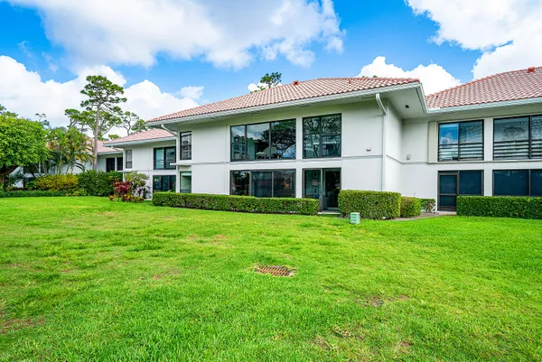 $3,800 | 4116 North Quail Ridge Drive, Unit A, Boynton Beach, FL 33436