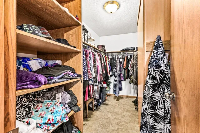 $490,000 | 2074 County Road 61, Carlton, MN 55718