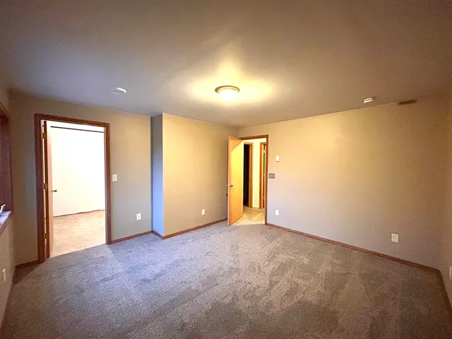 $490,000 | 2074 County Road 61, Carlton, MN 55718