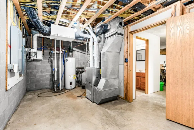 $490,000 | 2074 County Road 61, Carlton, MN 55718