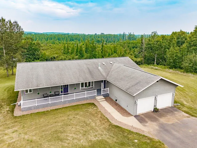 $490,000 | 2074 County Road 61, Carlton, MN 55718
