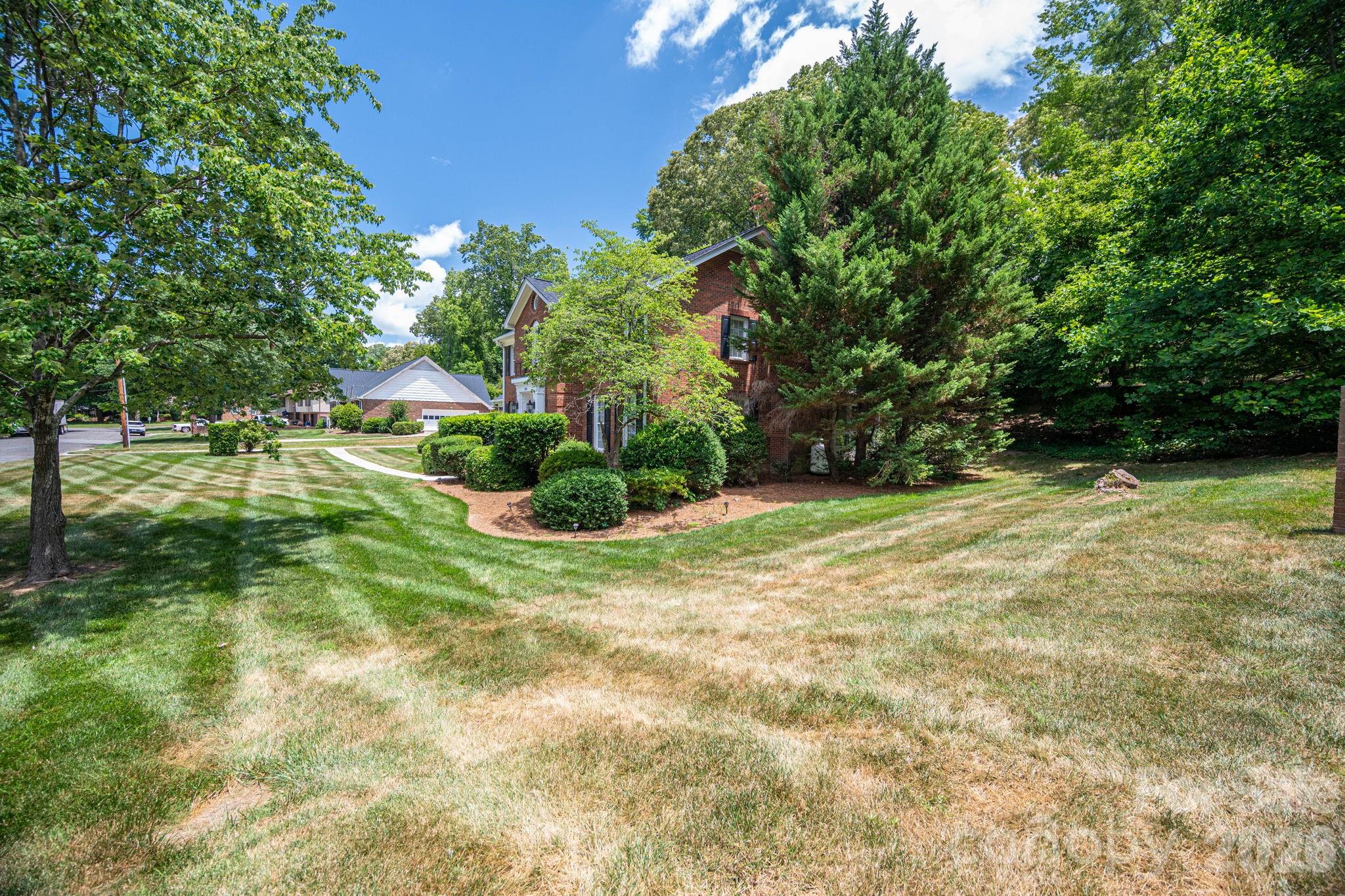 1308 Dumbarton Road Gastonia, NC 28054 - Photo 5 of 48