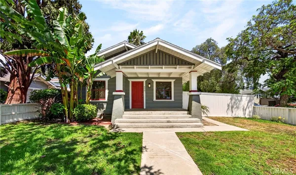 $4,000 | 800 Temple Avenue, Long Beach, CA 90804