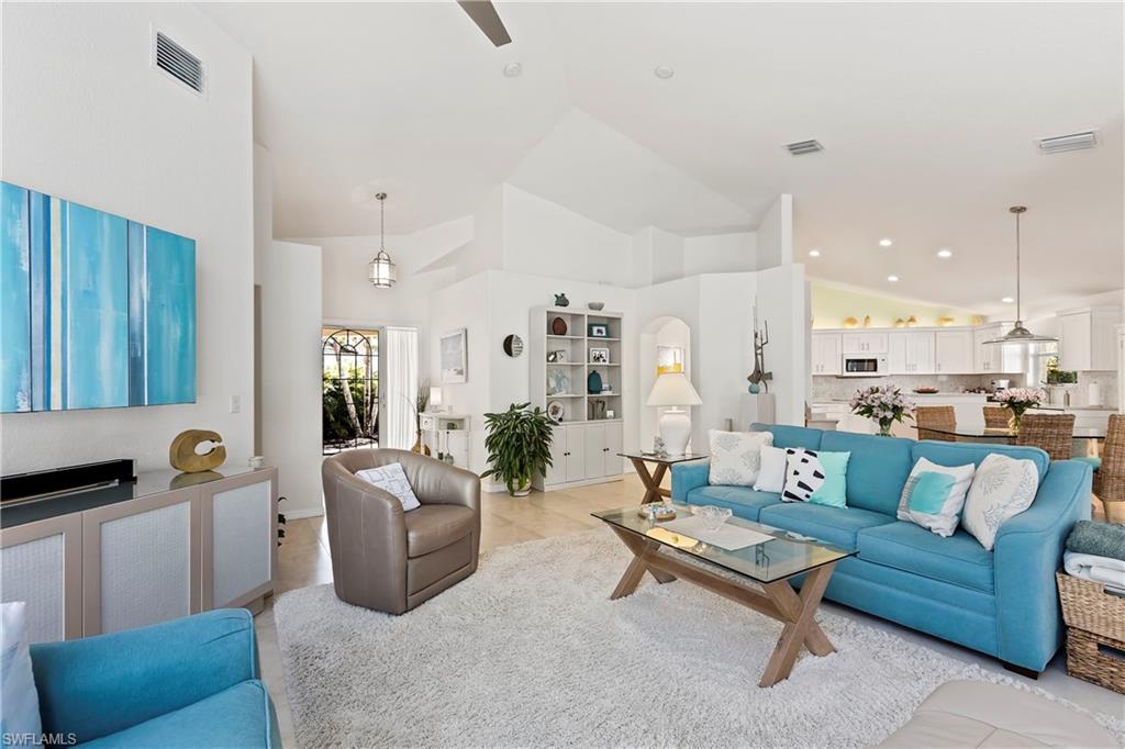 1269 Silverstrand Drive Naples, FL 34110 - Photo 18 of 43