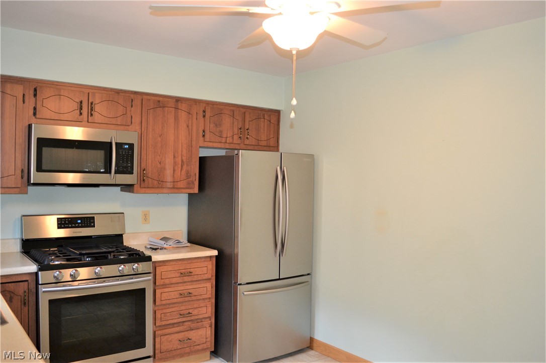 164 Greenbrier Road Weirton, WV 26062 - Photo 6 of 13 Gallery Image 6