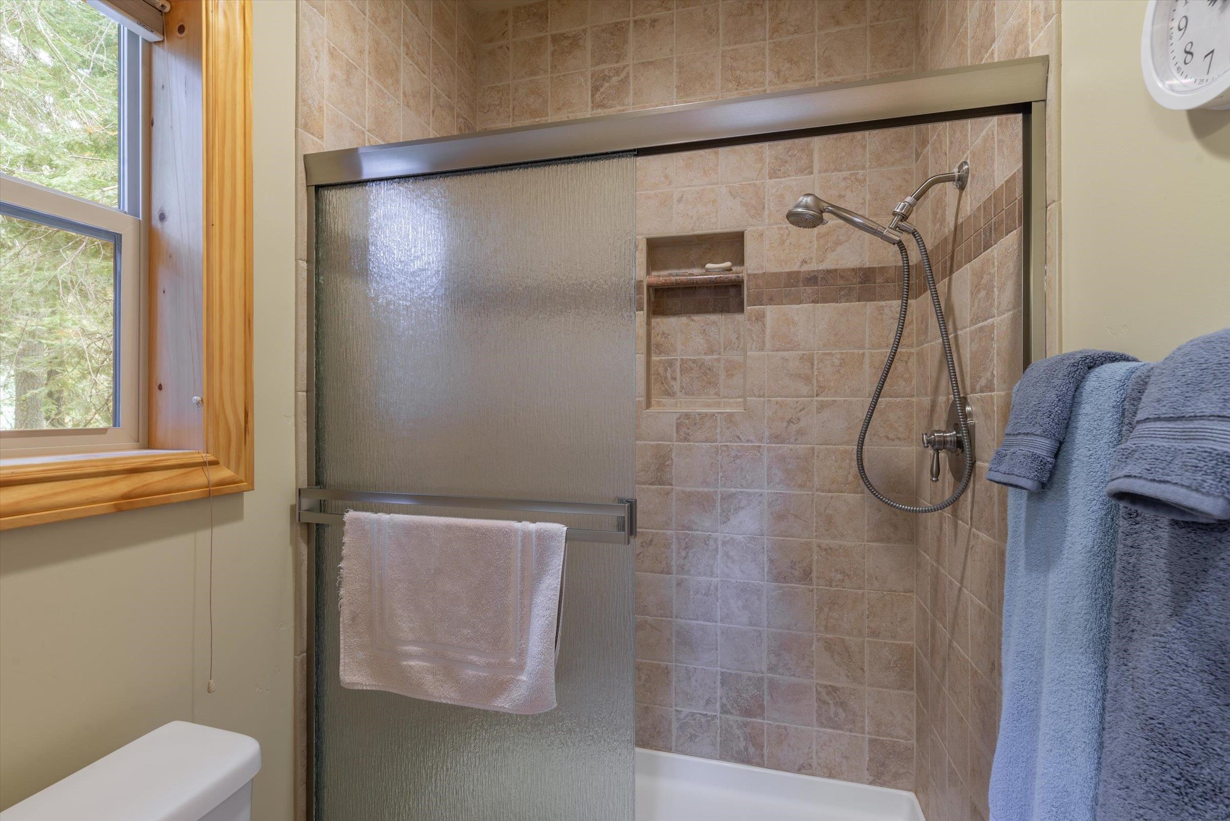 10308 Washoe Road Truckee, CA 96161 - Photo 15 of 21