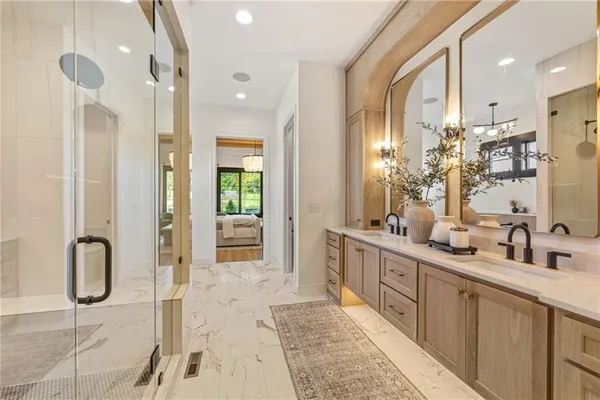 $1,299,900 | 9719 West 176th Terrace, Overland Park, KS 66013