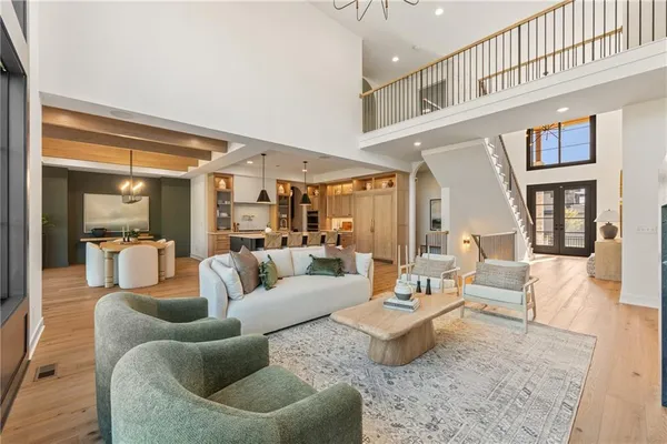 $1,299,900 | 9719 West 176th Terrace, Overland Park, KS 66013