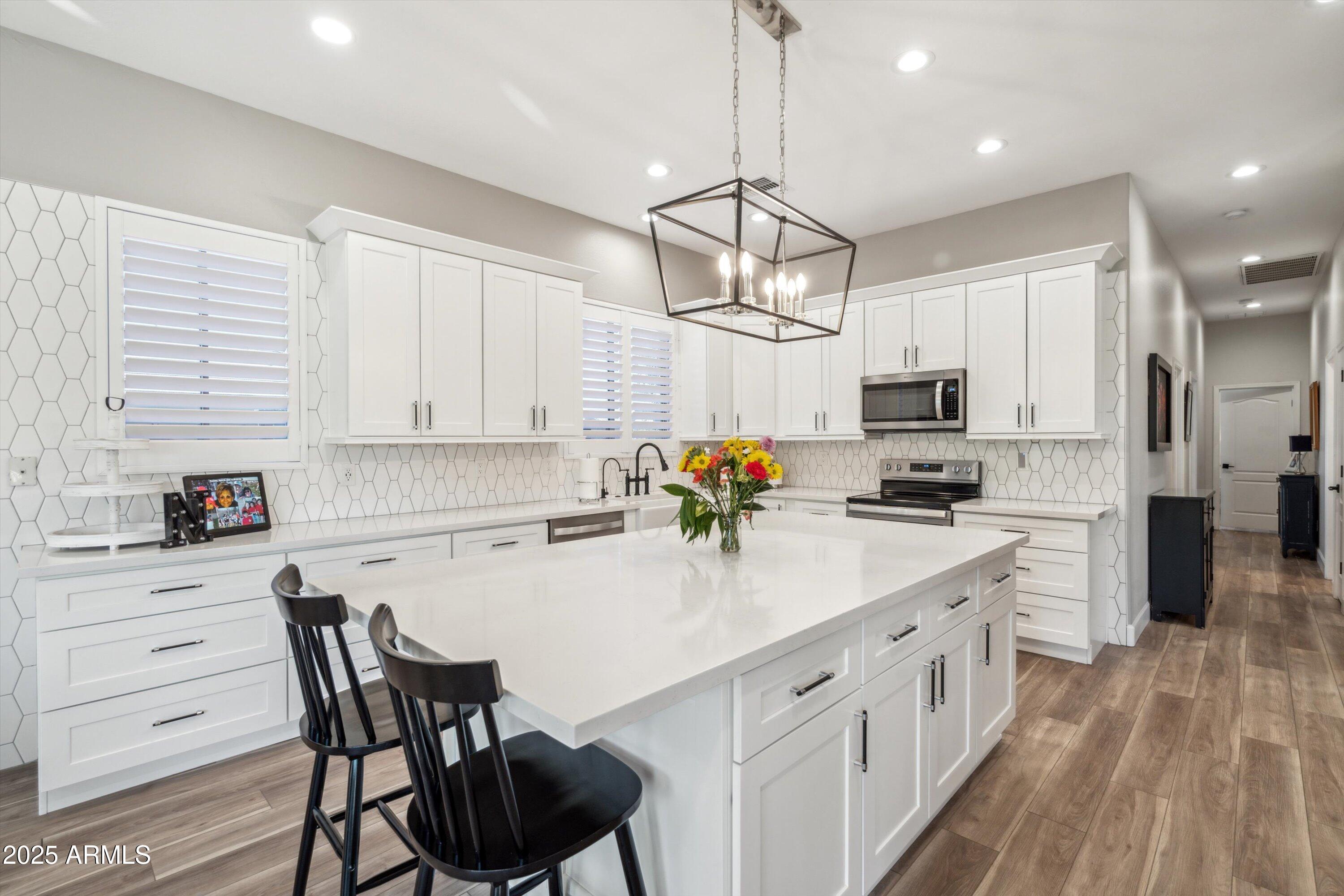 11013 East Decatur Street Mesa, AZ 85207 - Photo 14 of 33 14-Kitchen