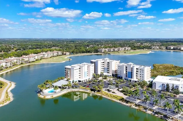 $1,000,000 | 10530 Boardwalk Loop, Unit 601, Bradenton, FL 34202