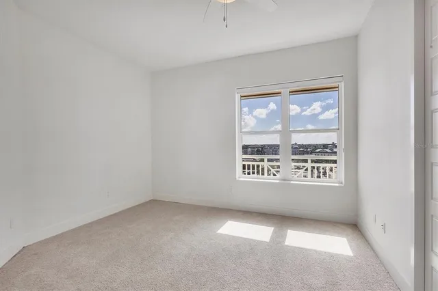 $1,000,000 | 10530 Boardwalk Loop, Unit 601, Bradenton, FL 34202