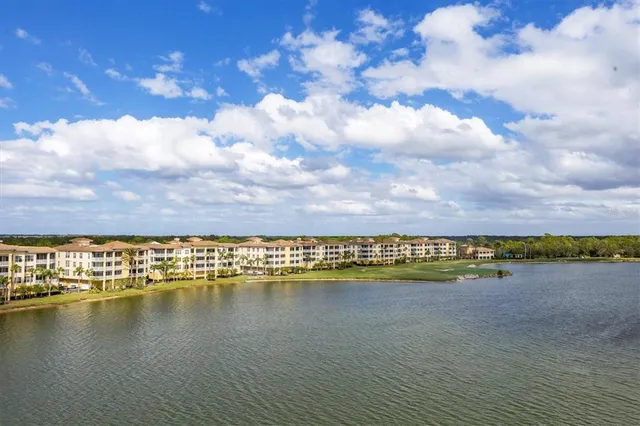 $1,000,000 | 10530 Boardwalk Loop, Unit 601, Bradenton, FL 34202