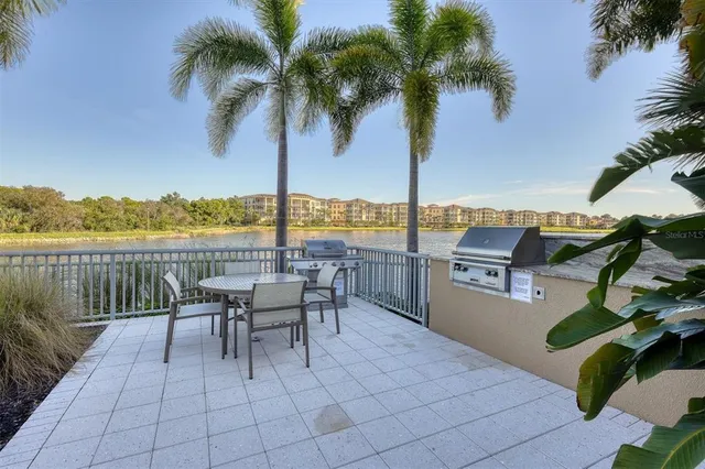 $1,000,000 | 10530 Boardwalk Loop, Unit 601, Bradenton, FL 34202