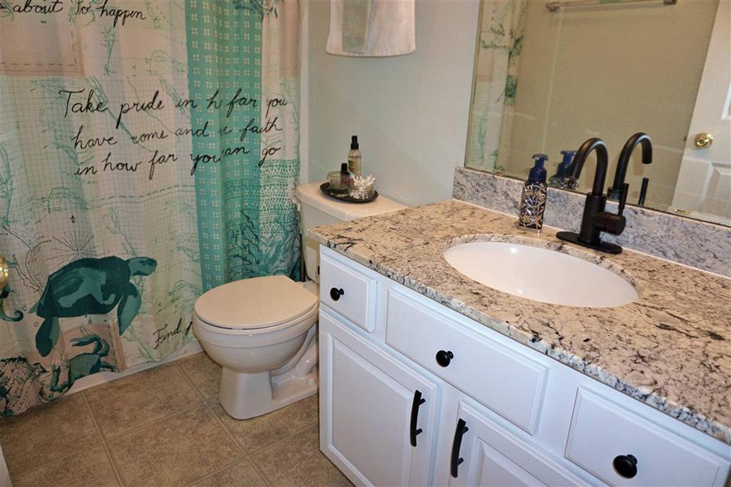 6089 Prairie Stream Way Columbus, IN 47203 - Photo 13 of 33 Gallery Image 13