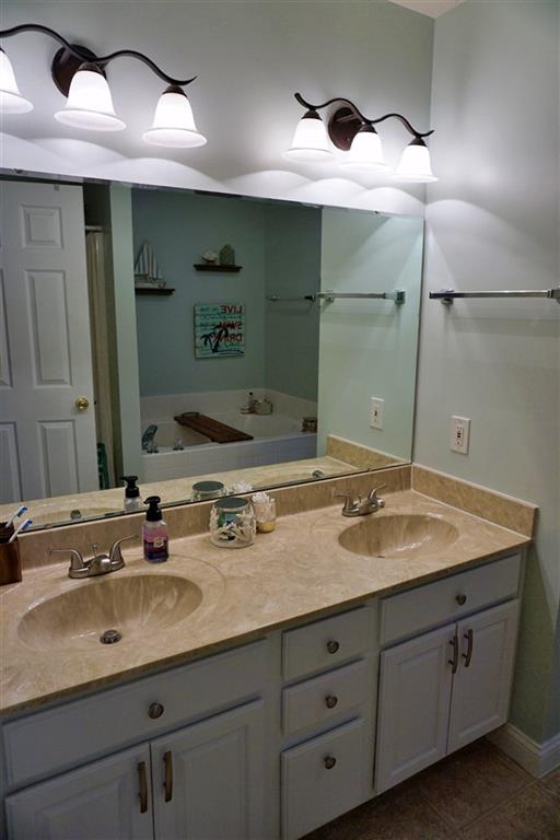 6089 Prairie Stream Way Columbus, IN 47203 - Photo 25 of 33 Gallery Image 25