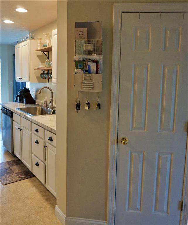 6089 Prairie Stream Way Columbus, IN 47203 - Photo 30 of 33 Gallery Image 30