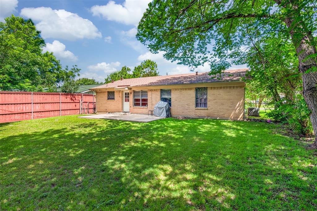 2718 Ridgewood Street Irving, TX 75062 - Photo 23 of 25 Back house