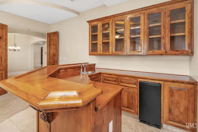 $1,175,000 | Undisclosed Address, Bakersfield, CA 93314